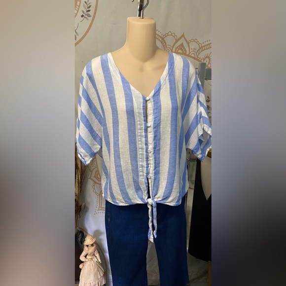 NWOT GAP Linen Mix Blue & White Striped  Tied Front Crop Top Size Small - Picture 2 of 8